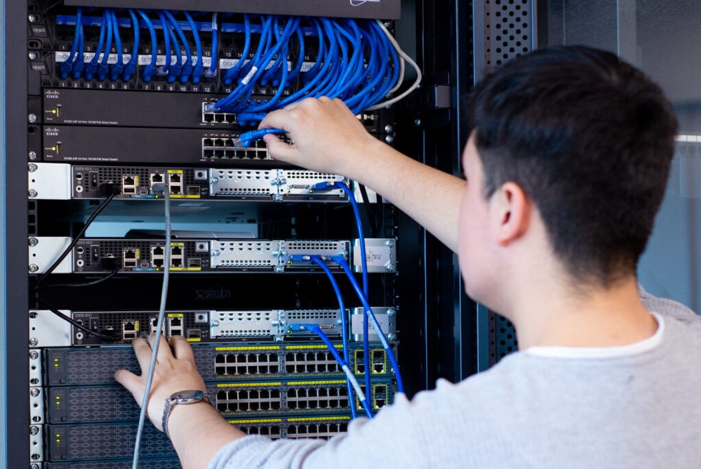 Instalaci n De Redes Reparaci n De Puntos De Red Datos Voz IP